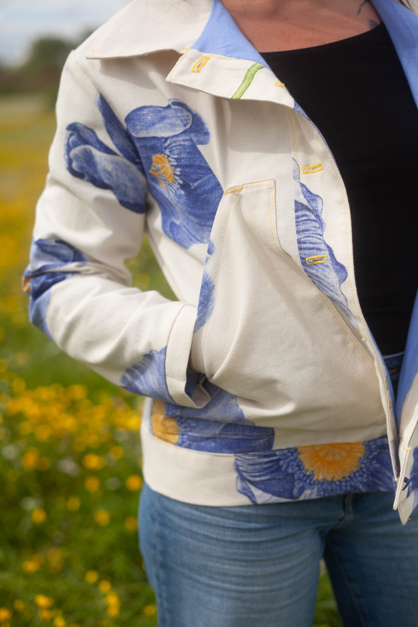 Veste à fleurs indigo