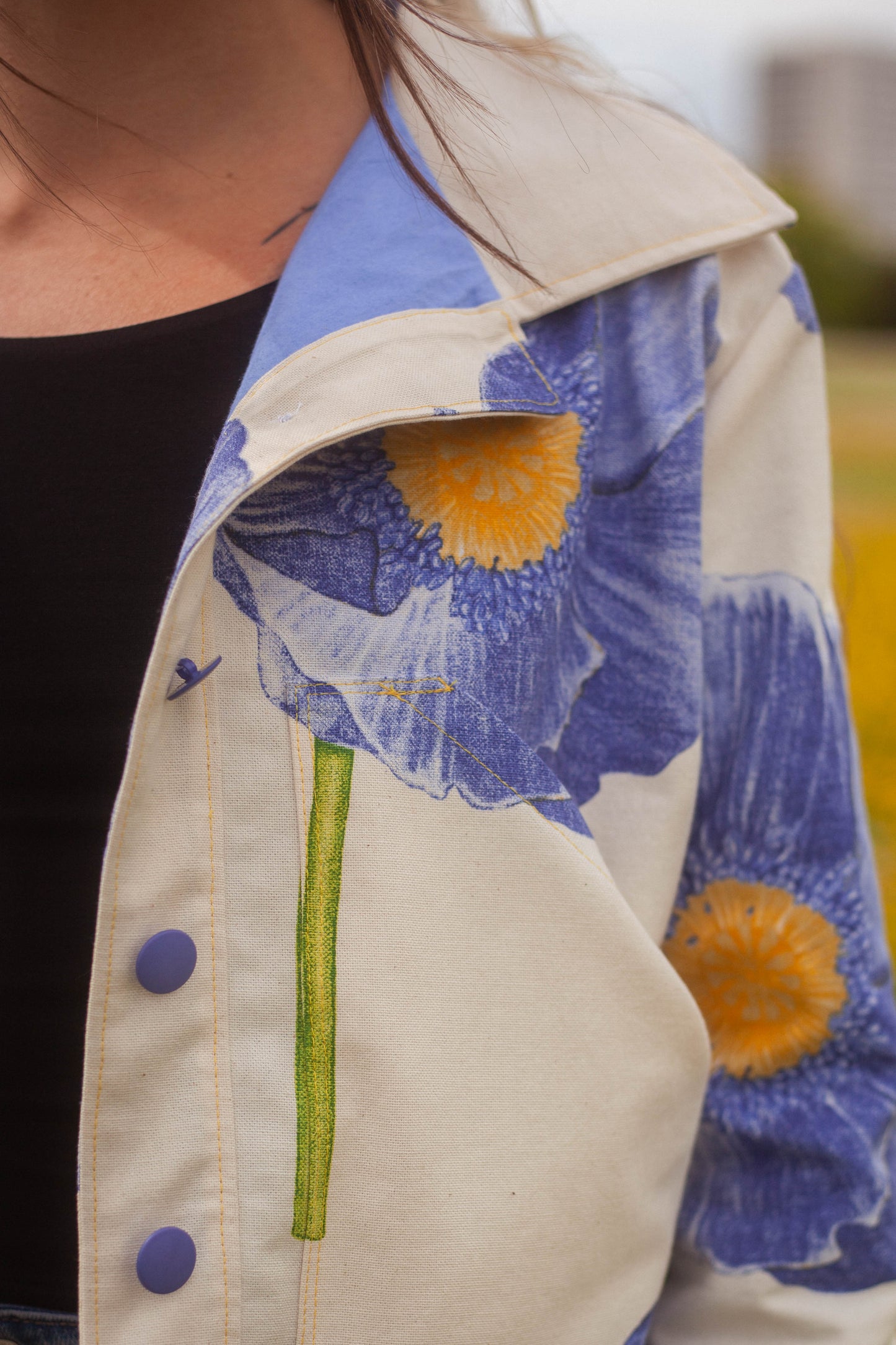 Veste à fleurs indigo